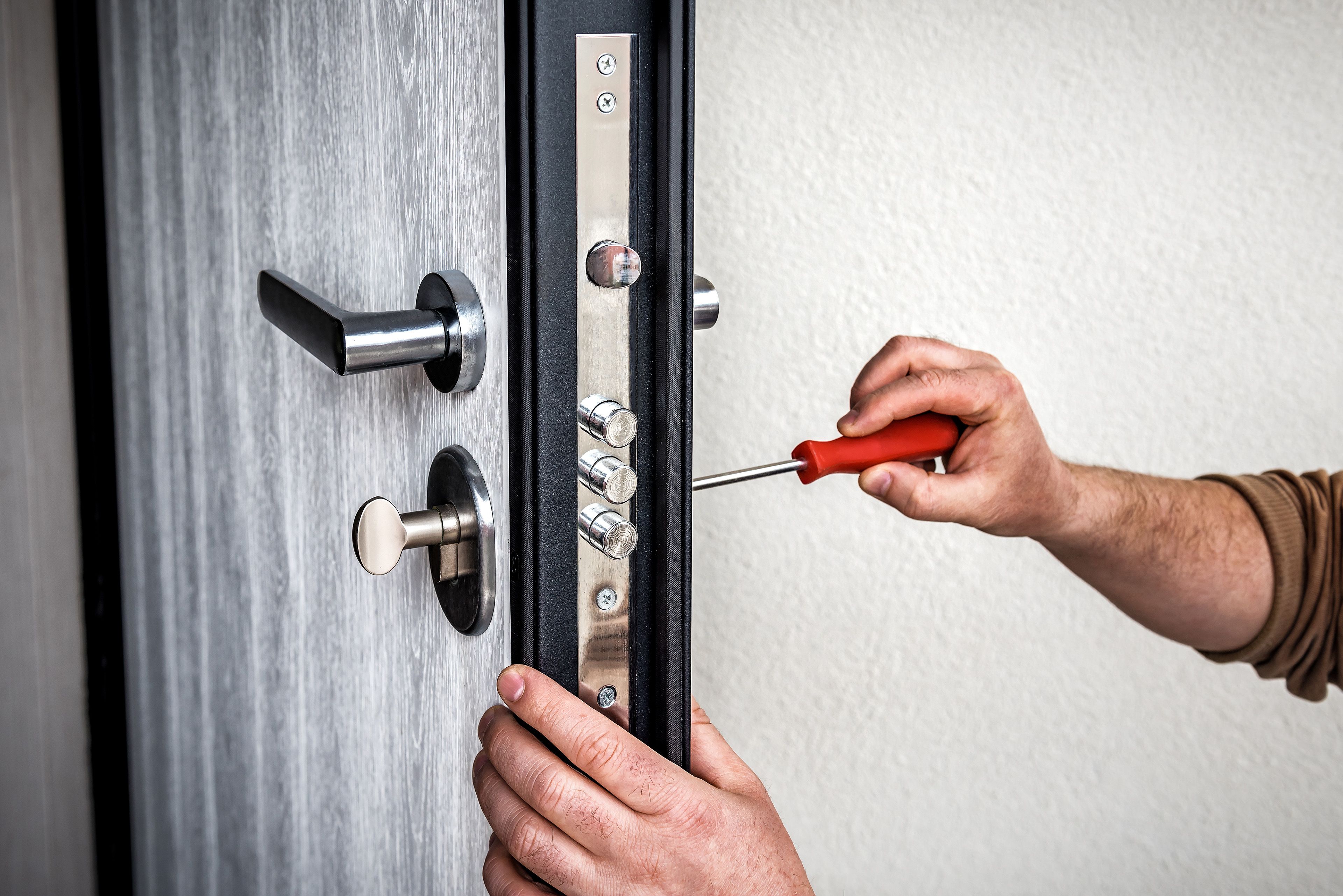 Door security lock fitting